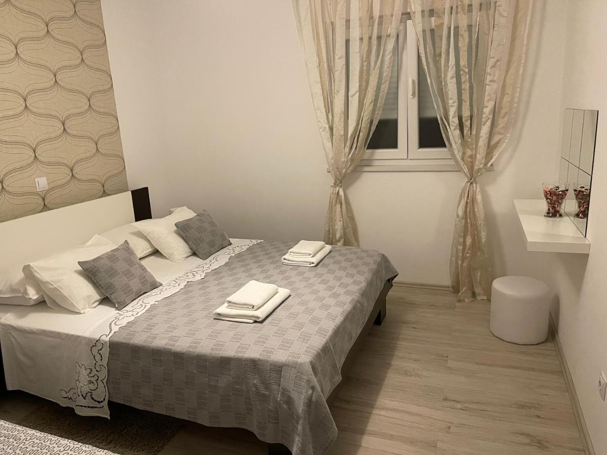 Apartments Antisa Baška Voda Exterior foto